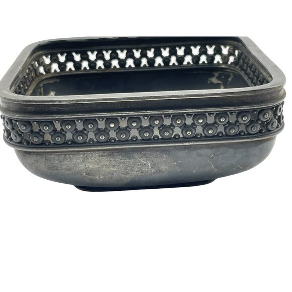 Antique Meriden B Company Quadruple Plated Silver Tone Bowl Candy Trinket Dish - Picture 1 of 16